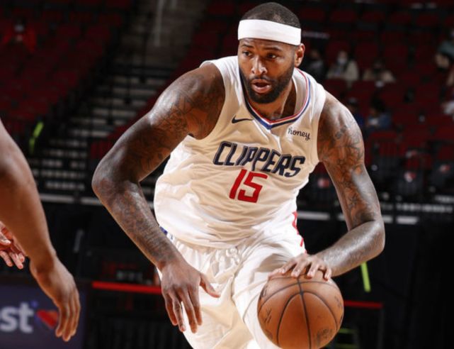 当地足球水 当地足球水